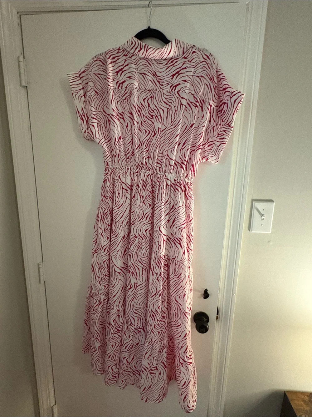 entro Pink Zebra-Print Midi Dress with V-Neck - Picture 4 of 4